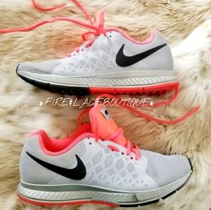 NIKE WOMEN'S NEON MAX AIR ATHLETIC SHOES SZ 8.5